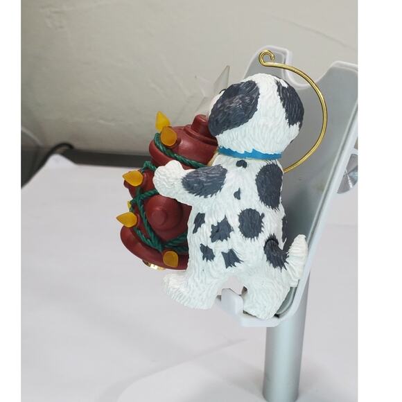 Vintage Hallmark Keepsake Ornament Magic Series Dog's Best Friend (Lighted) 1993 - Picture 3 of 10